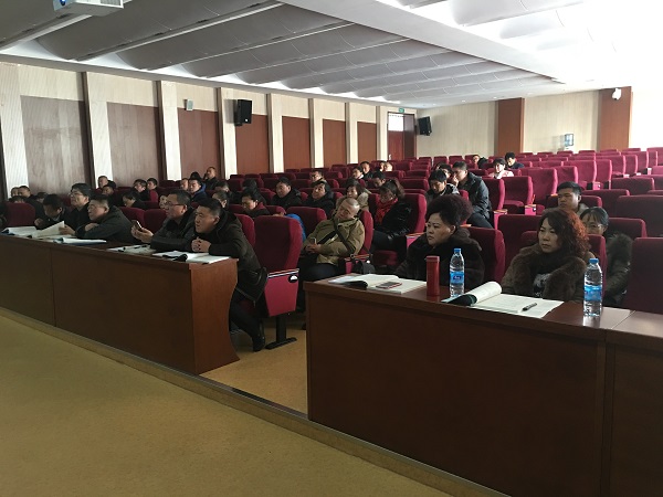 渔业班学员听课现场